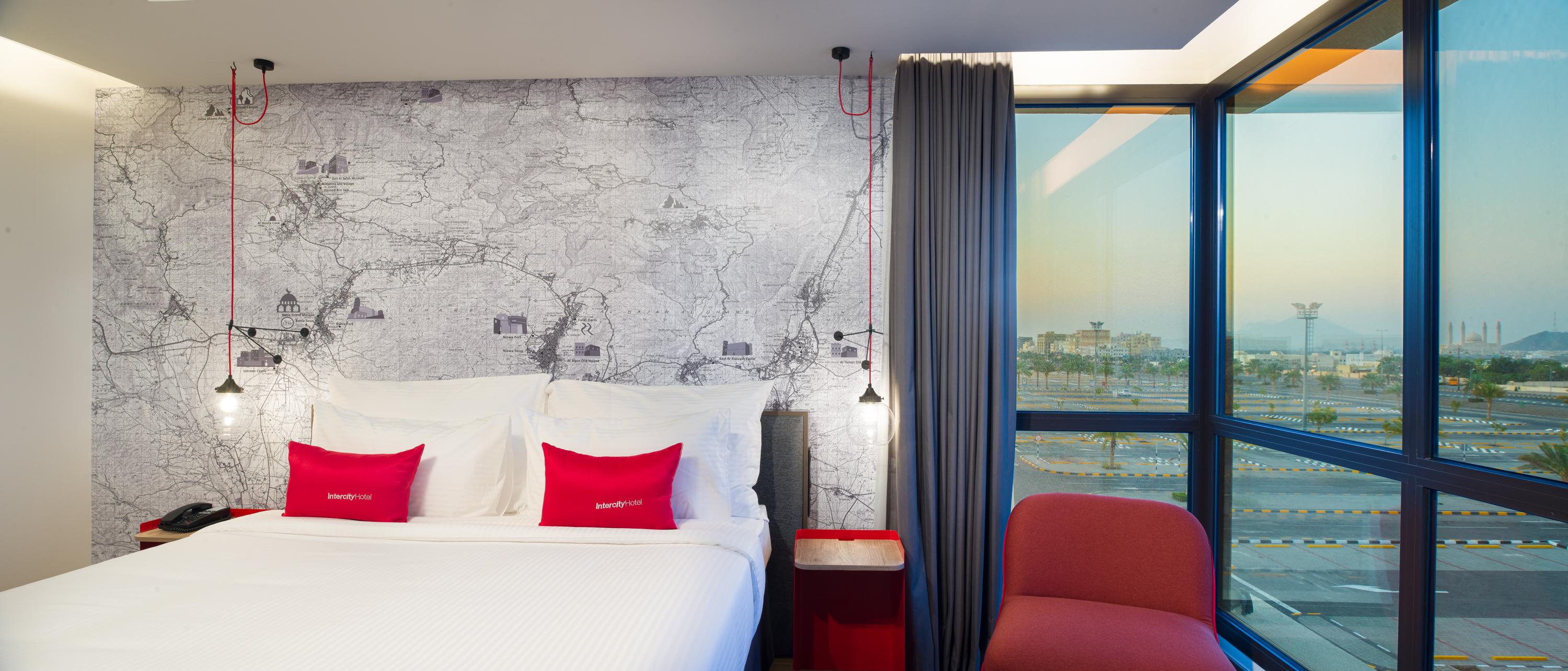 Intercityhotel Нізва Екстер'єр фото